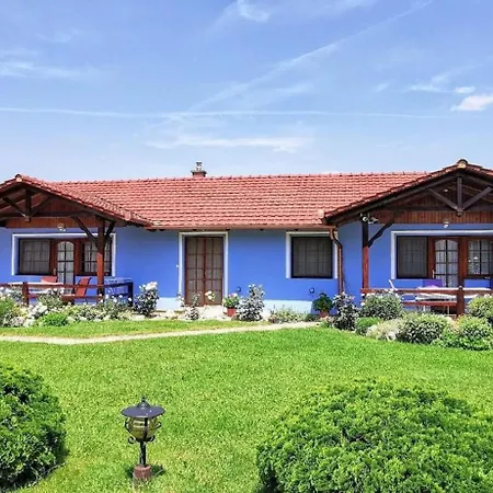 Ferienwohnung Fuer 4 Personen 1 Kind Ca 60 Qm In Zalakaros, Westungarn Zala
